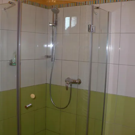 卡斯塔耐科健康小屋 克维尔达